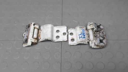 Петля двери распашной правой Peugeot Boxer 3