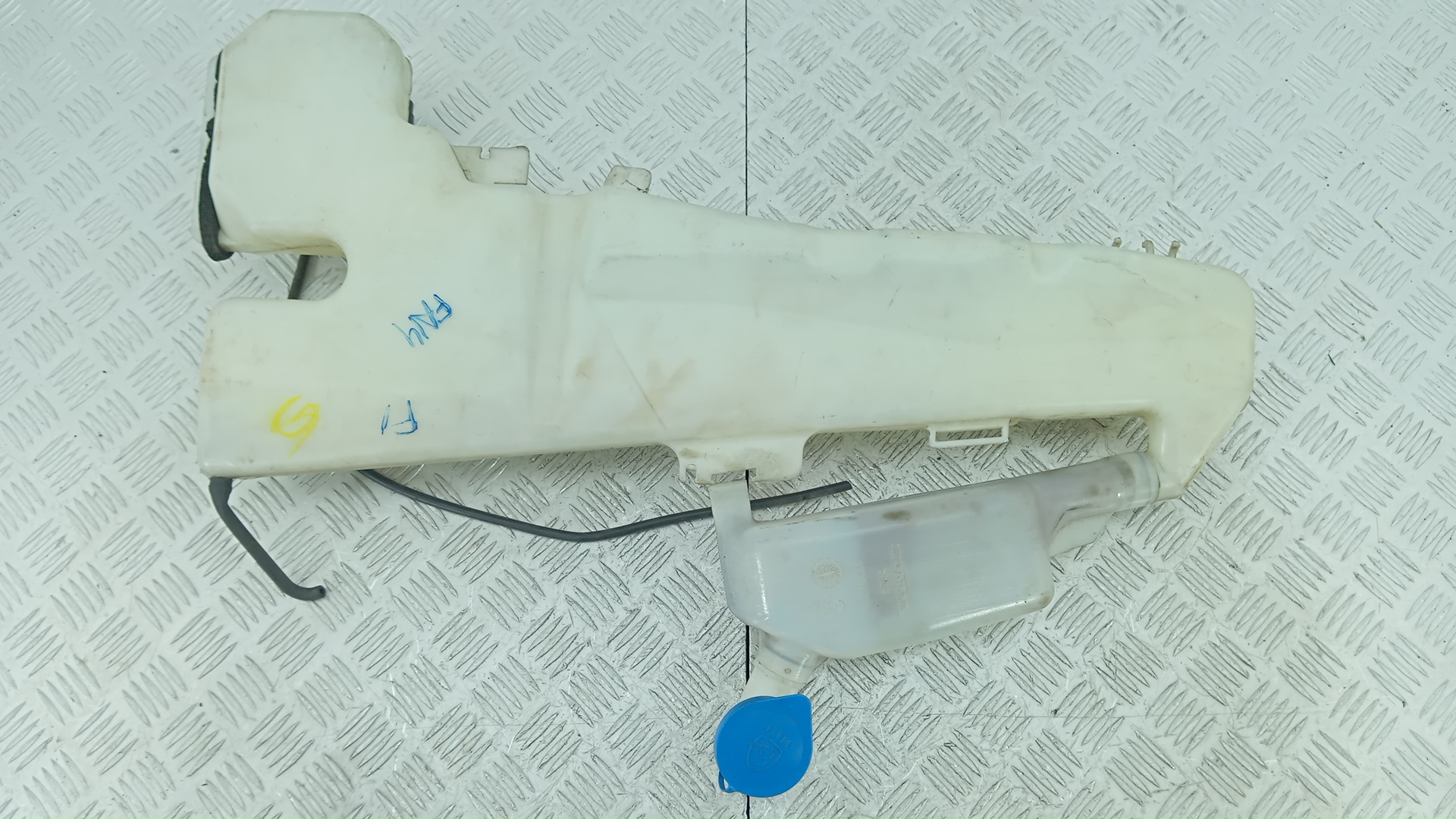 Бачок омывателя Honda CR-V 2