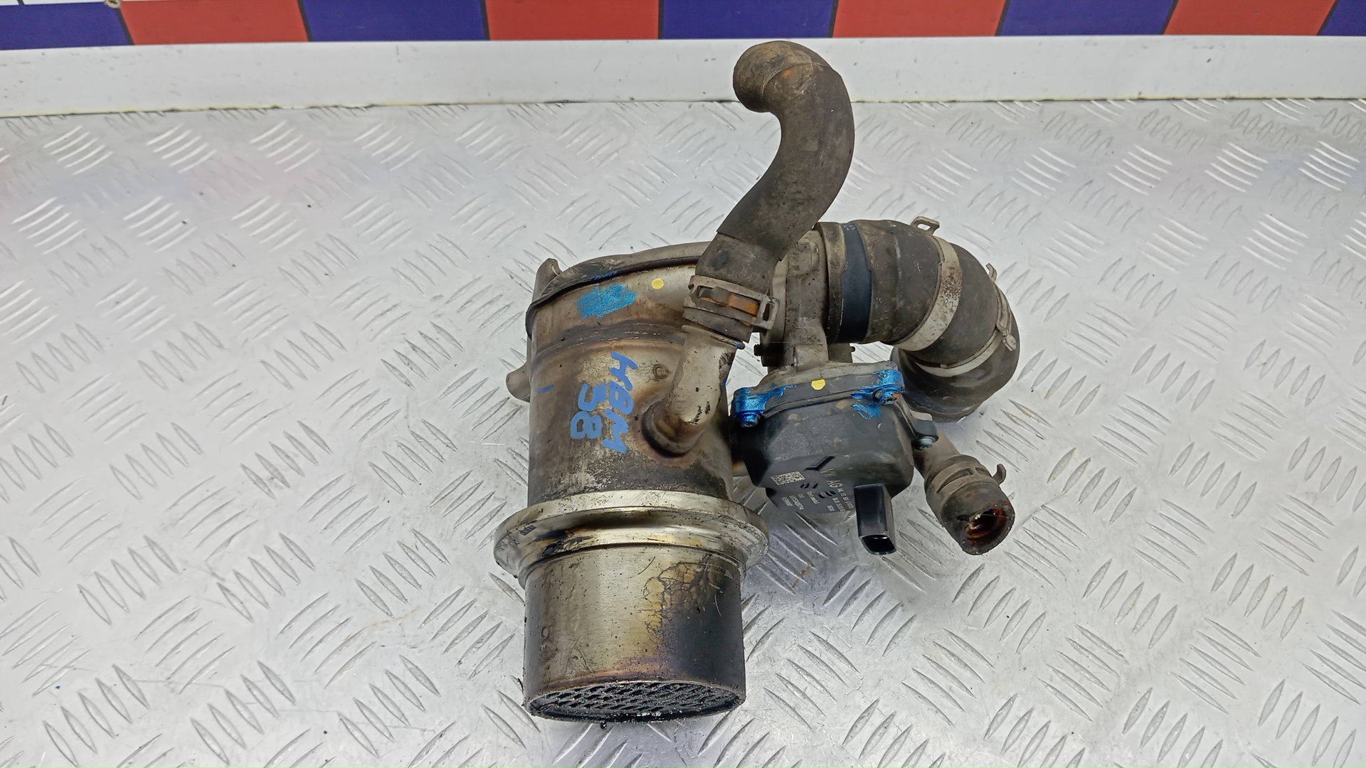 Клапан EGR дизельный Volkswagen Passat