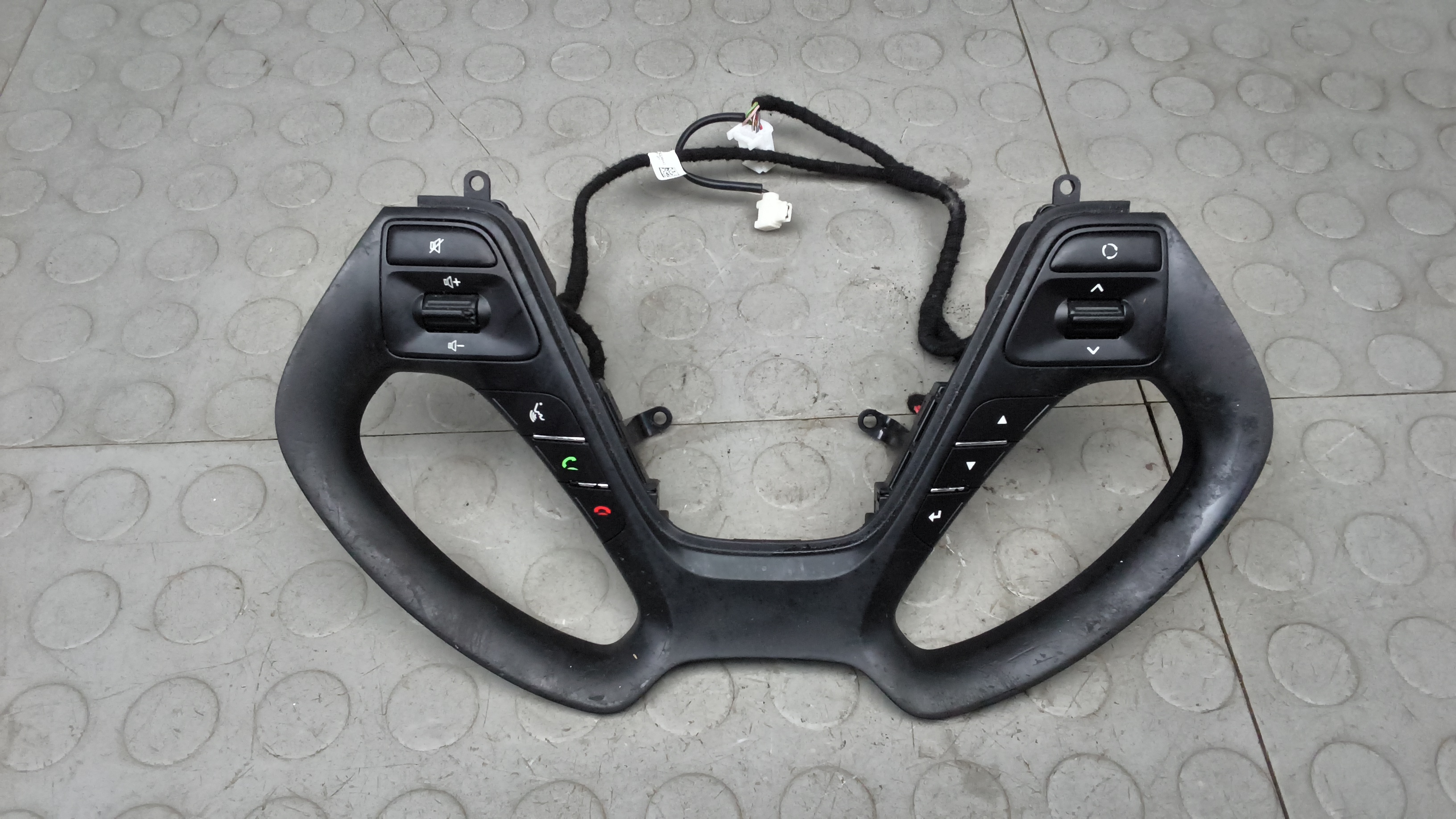 Кнопки руля Kia Ceed 2 (JD)