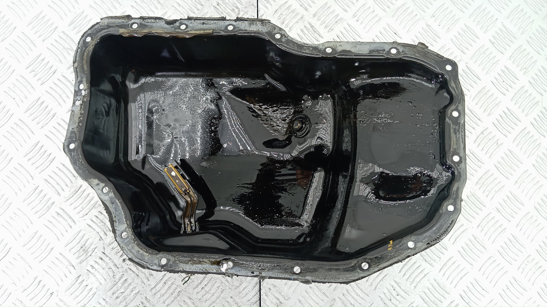 Поддон дизельный Toyota RAV4
