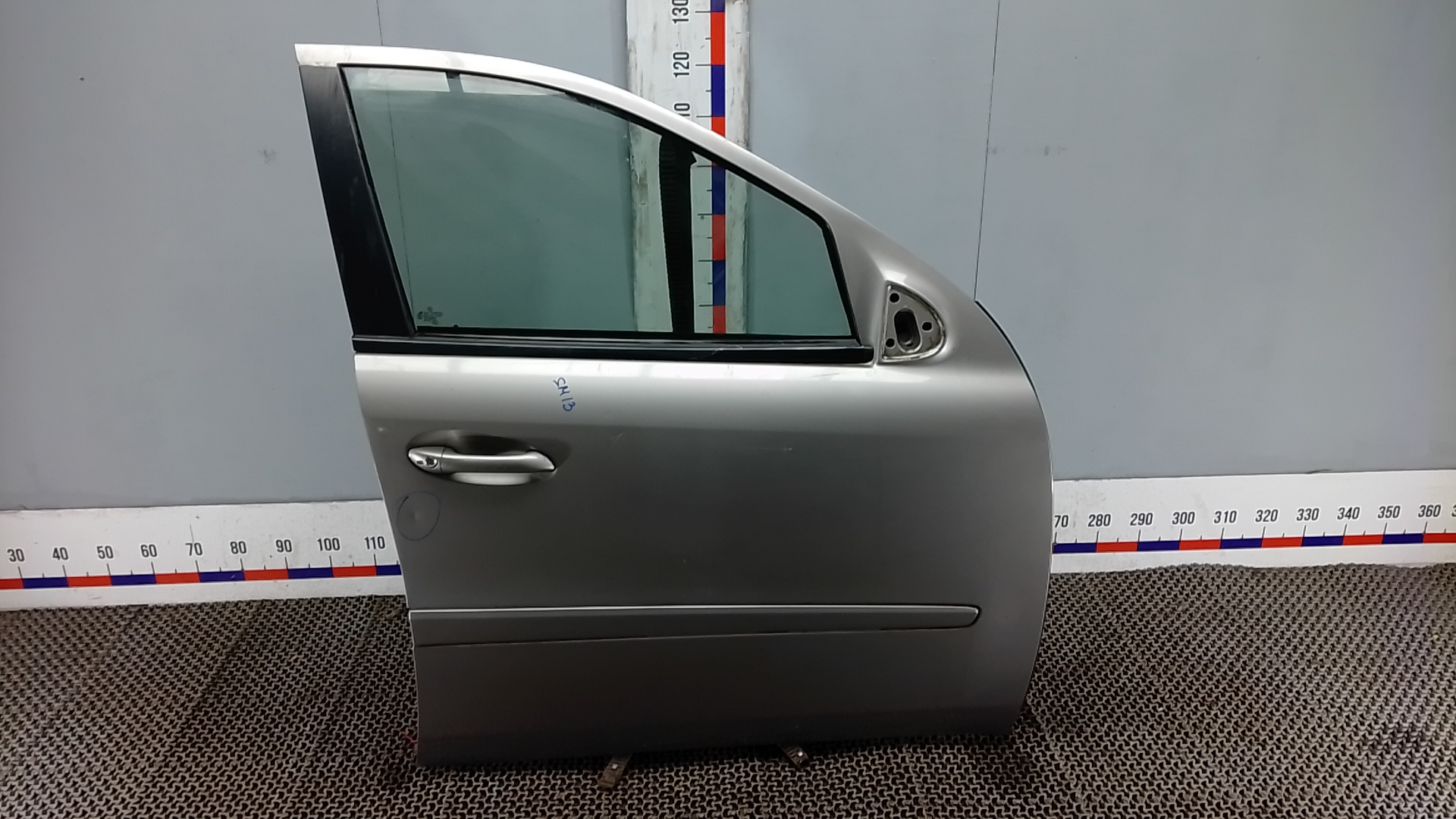Дверь передняя правая Mercedes-Benz M-Class W164