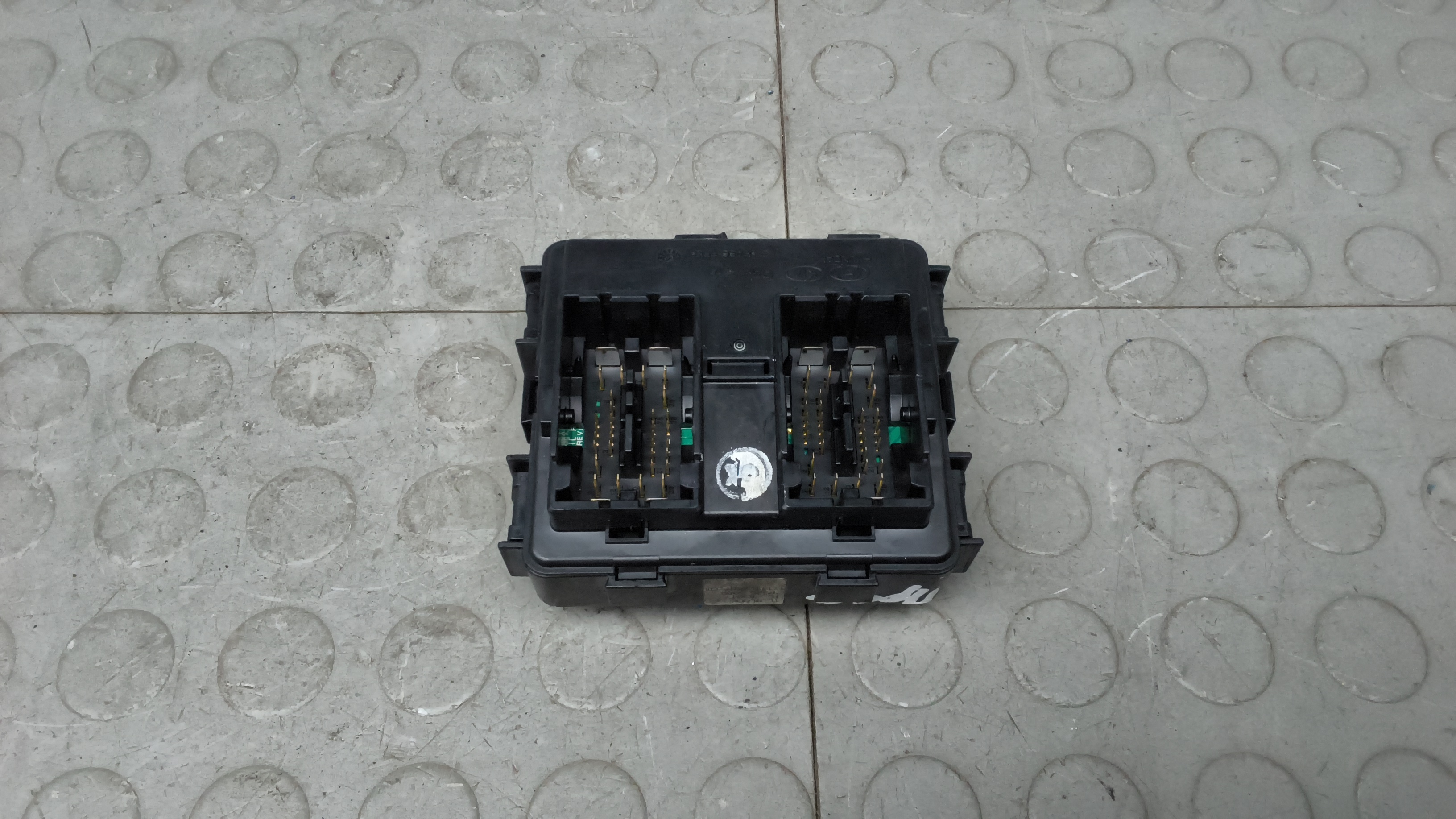 Блок предохранителей Hyundai Tucson TL