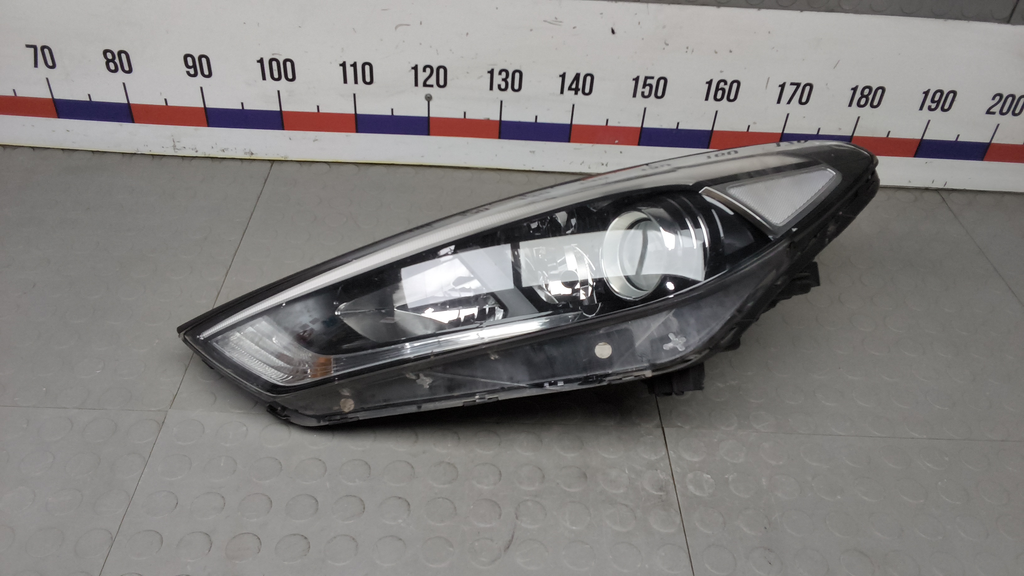 Фара левая Hyundai Tucson TL