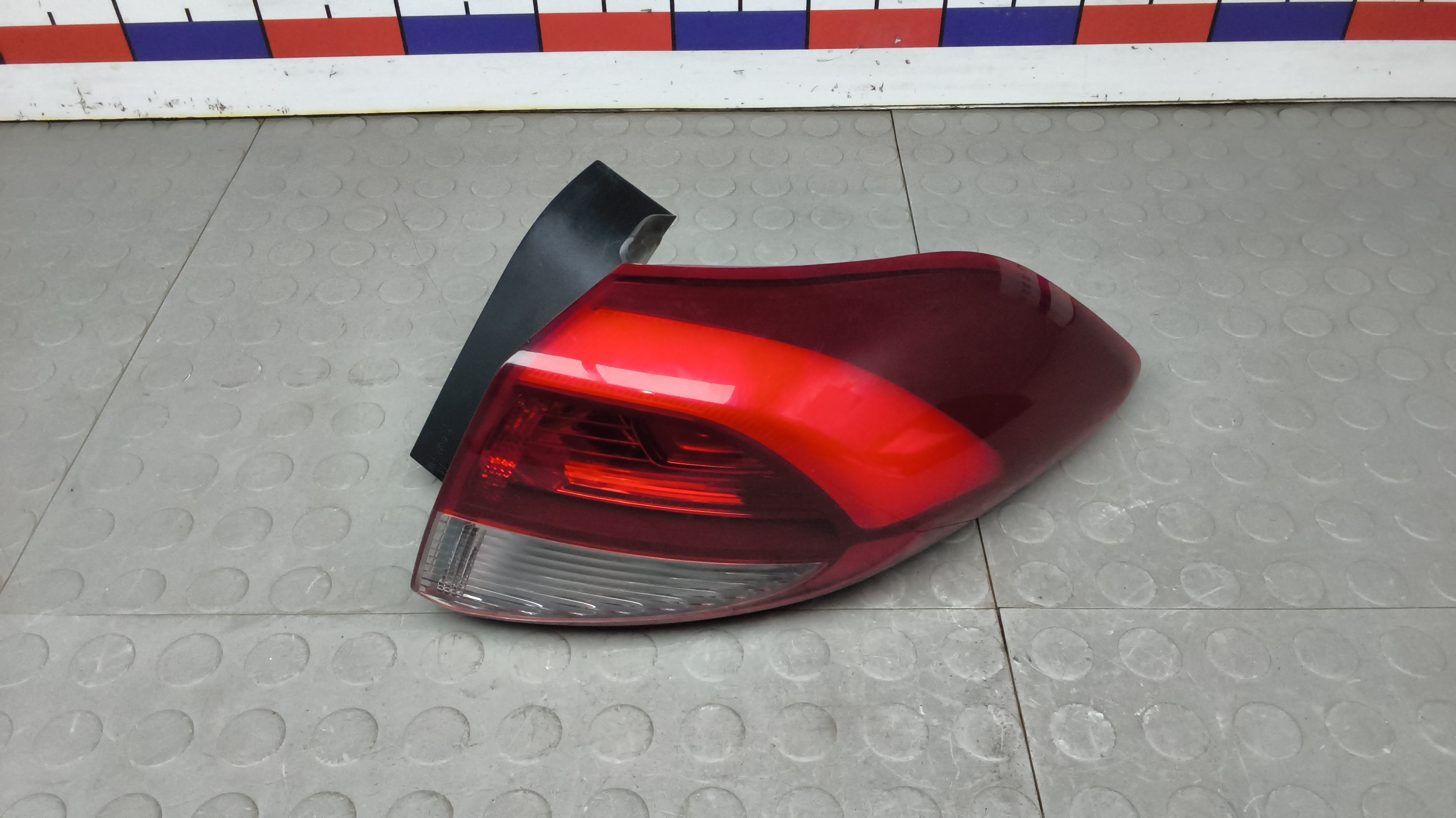Фонарь задний правый Hyundai Tucson TL
