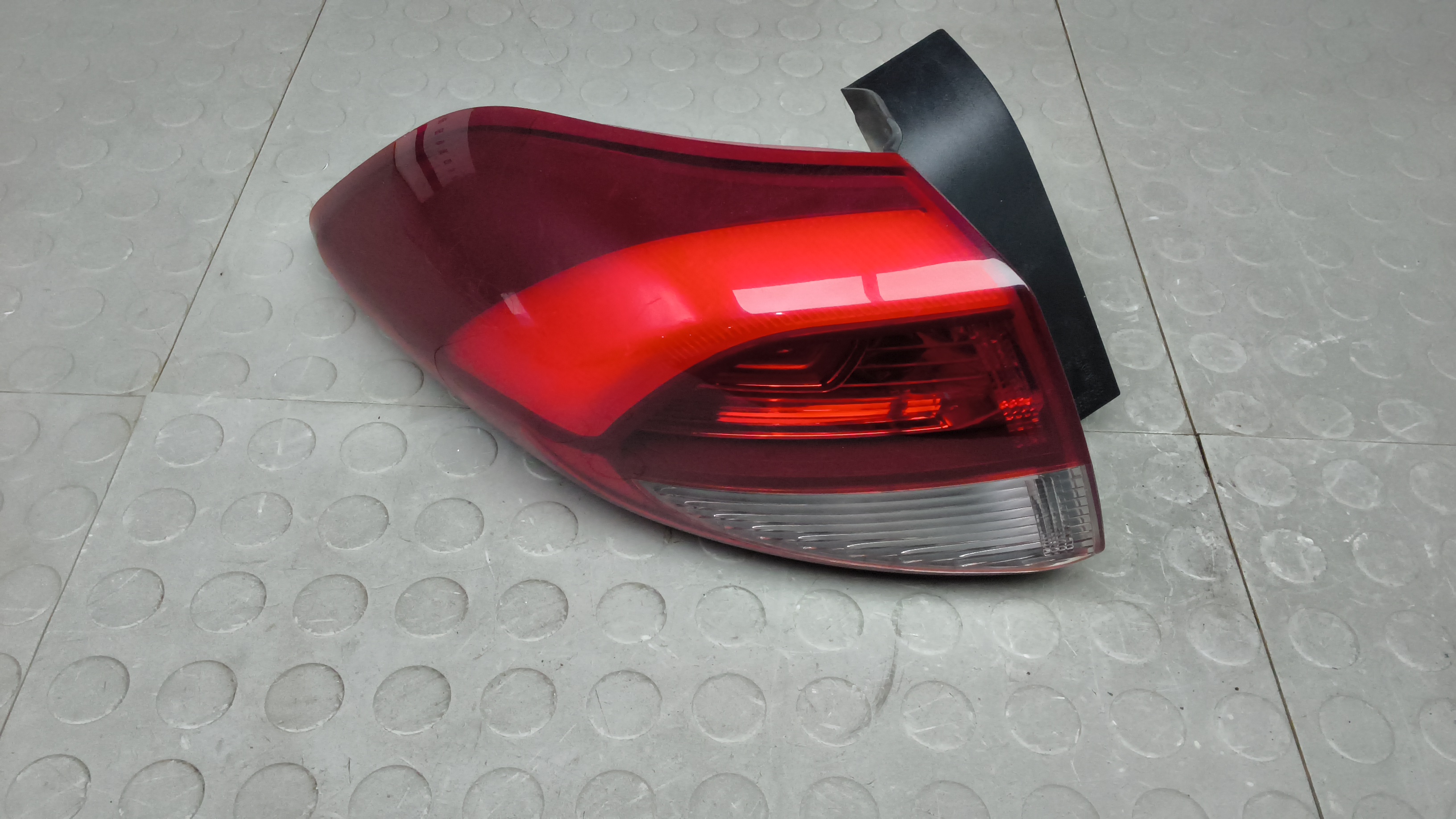 Фонарь задний левый Hyundai Tucson TL
