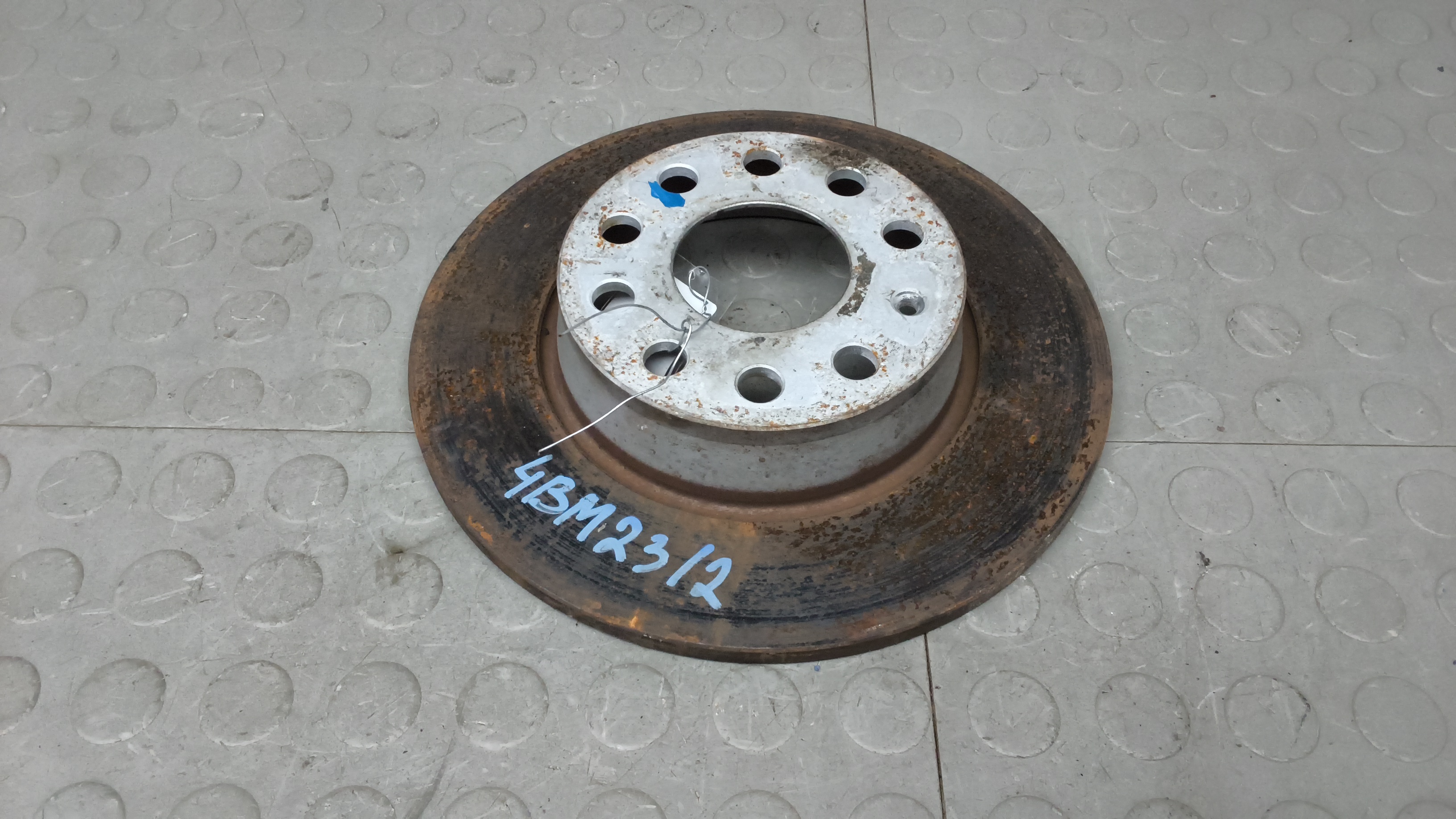 Диск тормозной задний Skoda Yeti 1